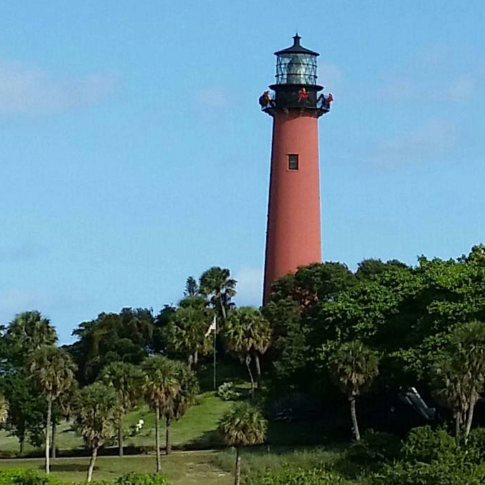Jupiter Inlet Lighthouse with great egret in the foreground